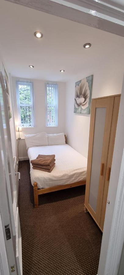 Ferienwohnung No 7 - 1 Bed Near Sefton Park And Lark Lane Liverpool Exterior foto